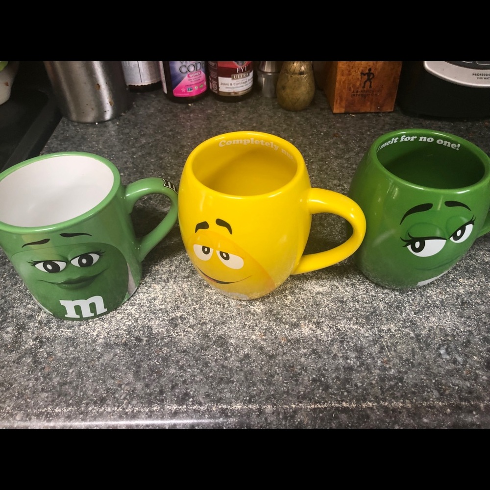 M&M mugs